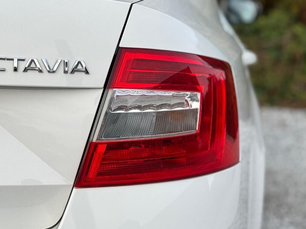 Used Skoda Octavia 2015 for sale - 77130899: Photo 63