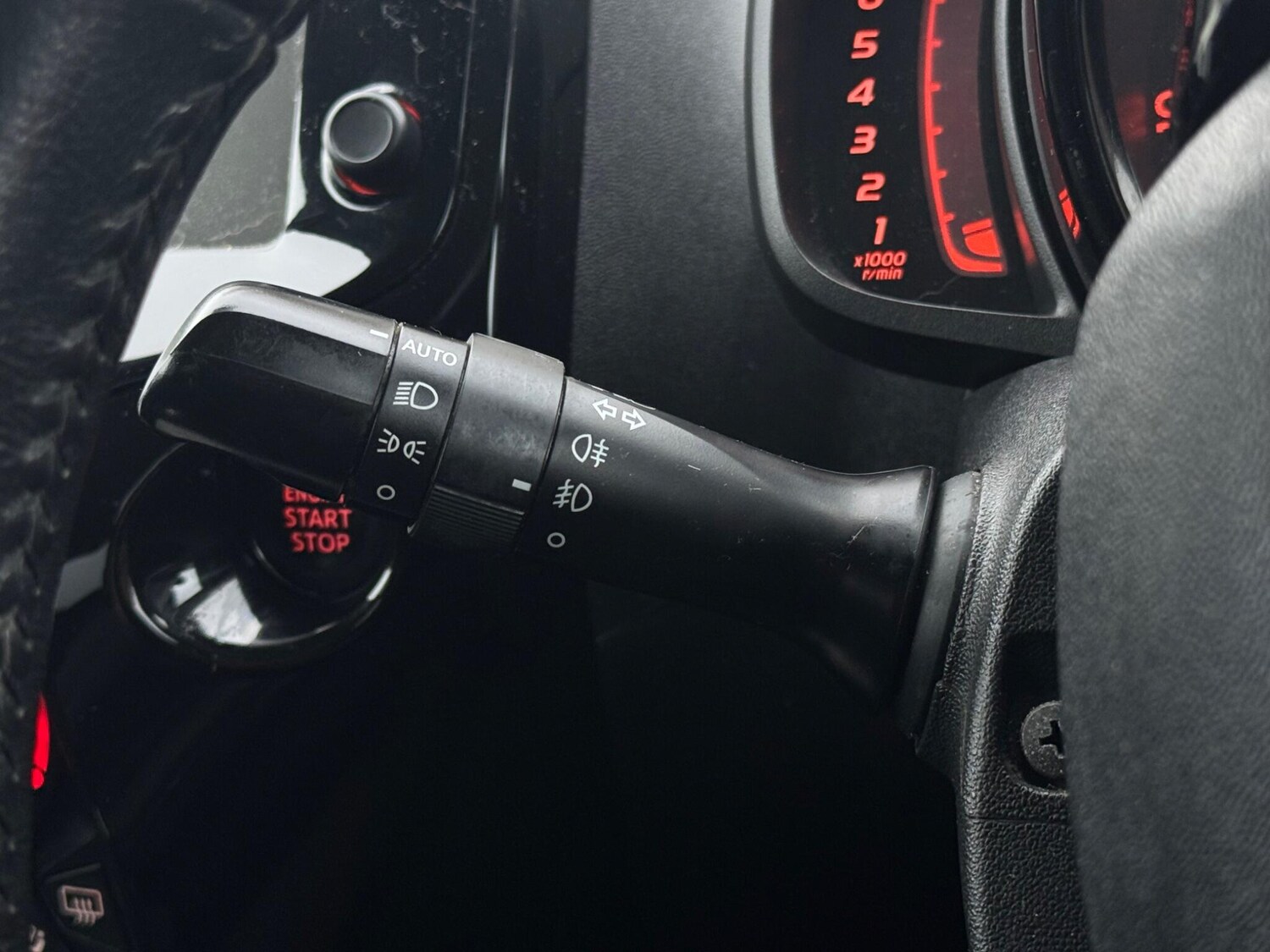 Used Peugeot 108 2015 for sale - 77386406: Photo 30