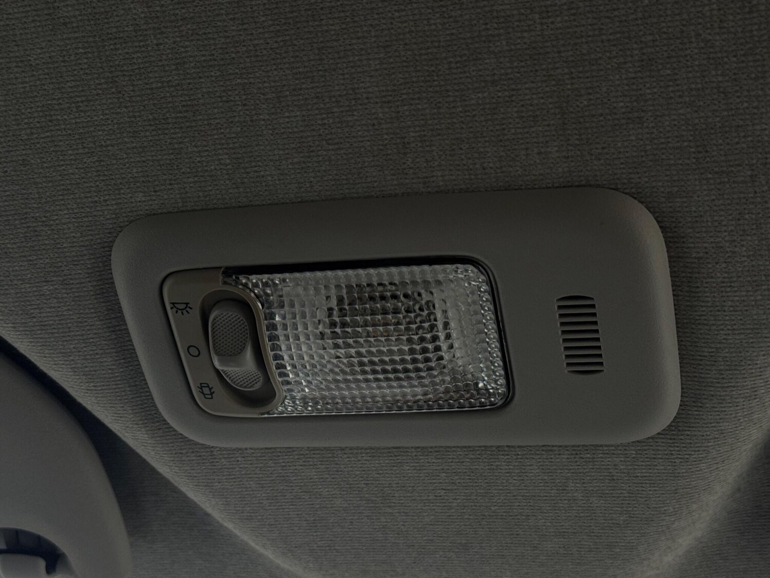 Used Peugeot 108 2015 for sale - 77386406: Photo 54