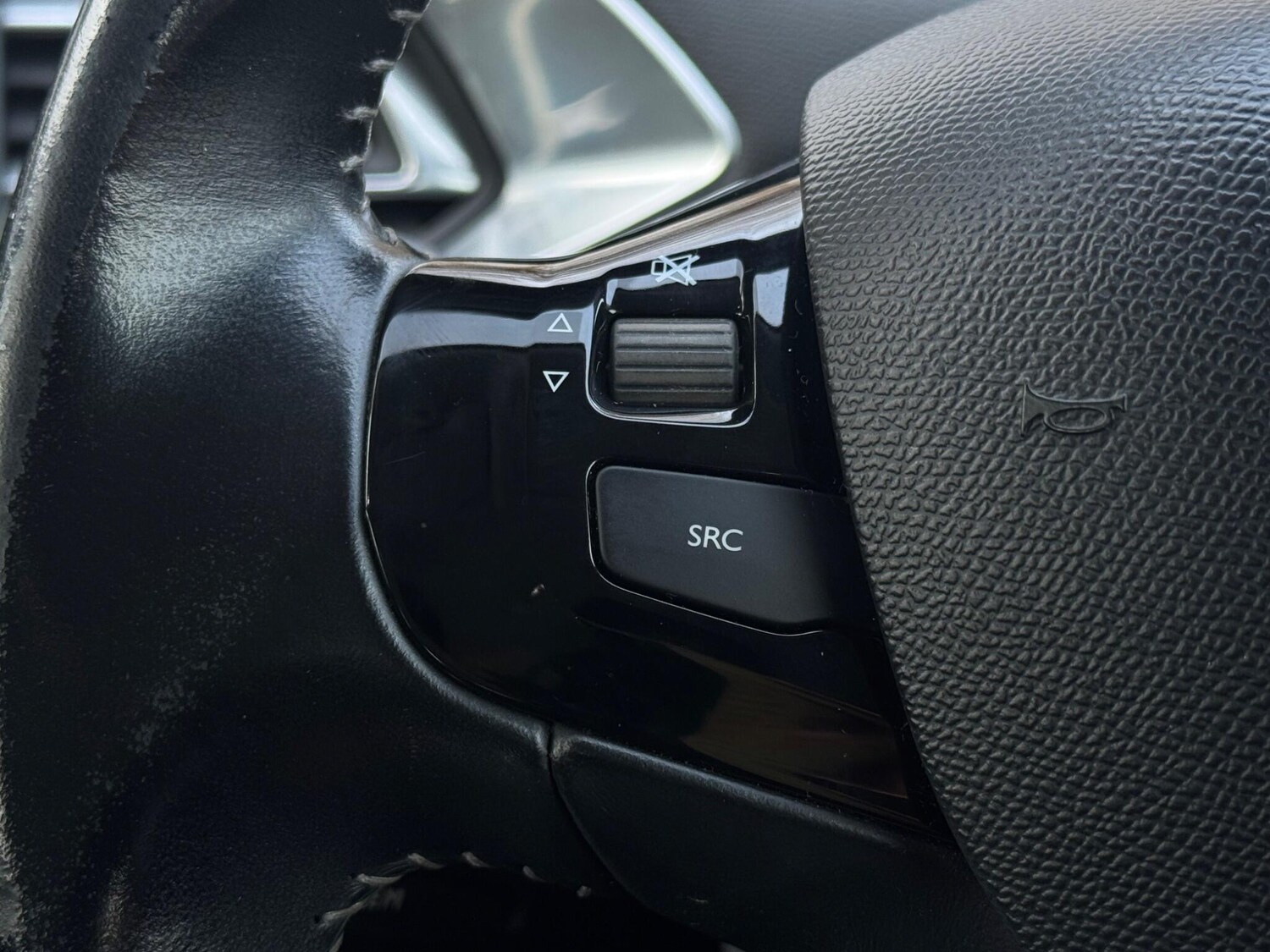 Used Peugeot 308 SW 2015 for sale - 77386788: Photo 33