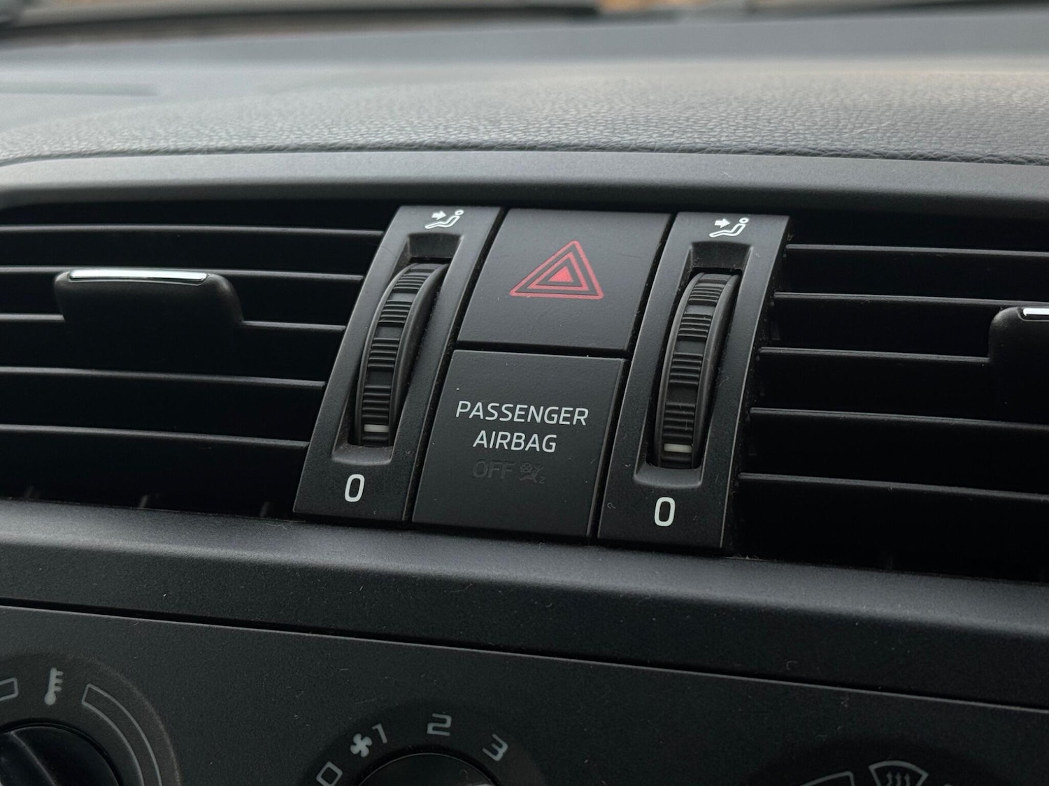 Used Skoda Fabia 2015 for sale - 77143107: Photo 37