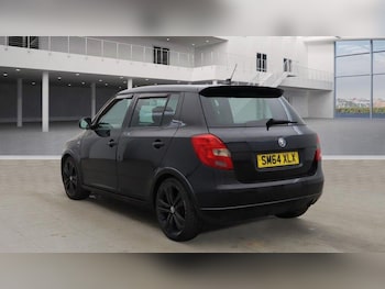 Used Skoda Fabia 2015 for sale - 77143107: Photo