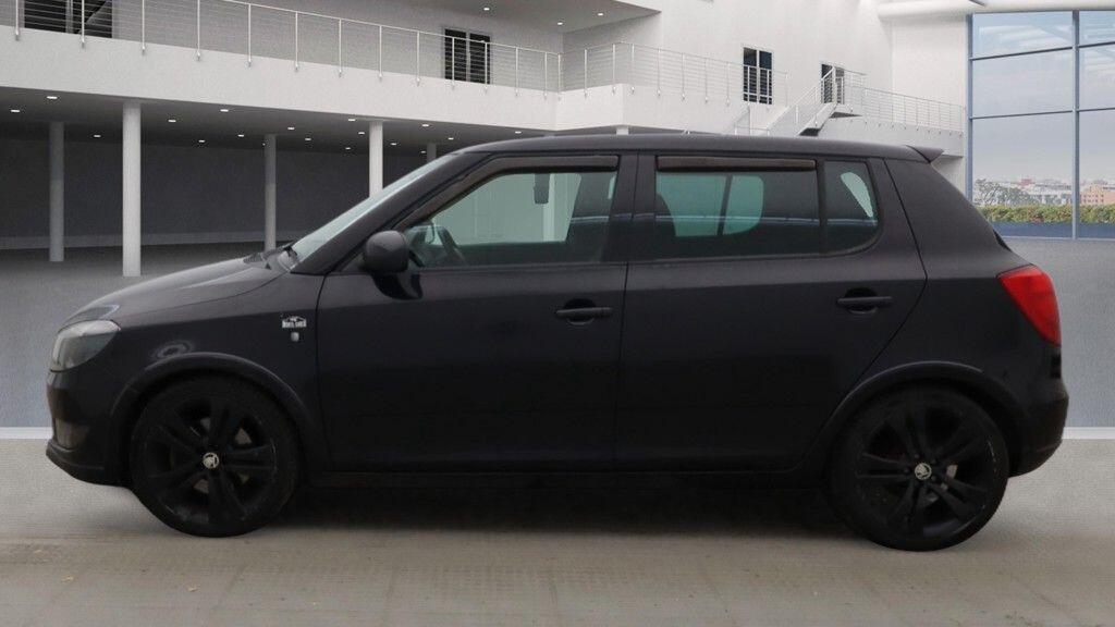 Used Skoda Fabia 2015 for sale - 77143107: Photo 4