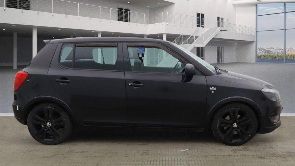 Used Skoda Fabia 2015 for sale - 77143107: Photo 5