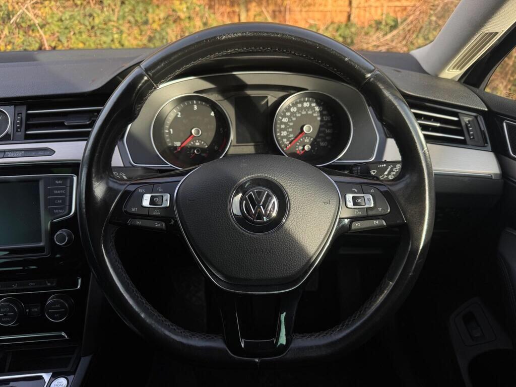 Used Volkswagen Passat 2016 for sale - 77131579: Photo 30