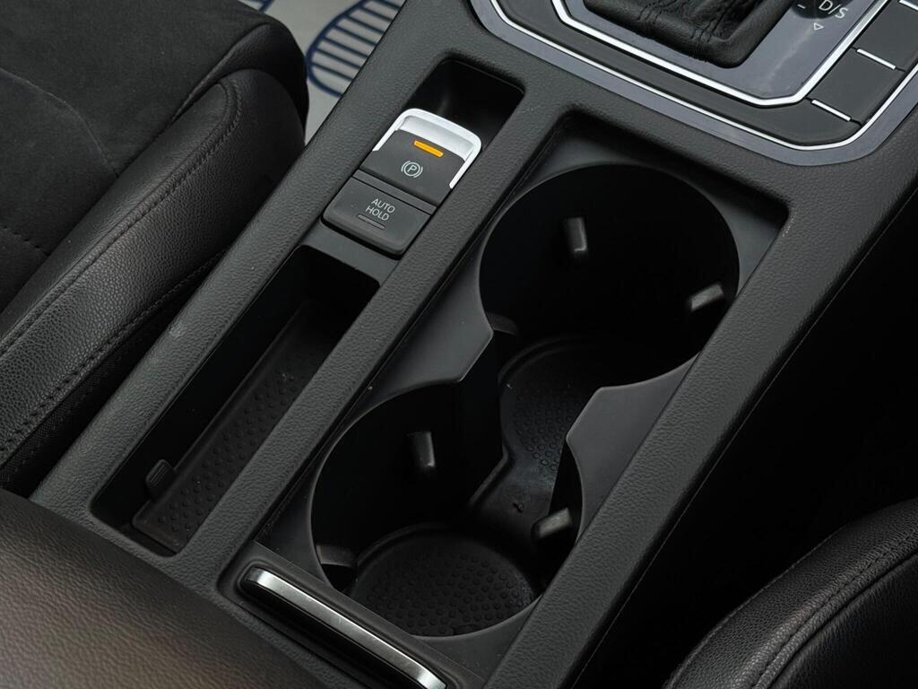 Used Volkswagen Passat 2016 for sale - 77131579: Photo 51