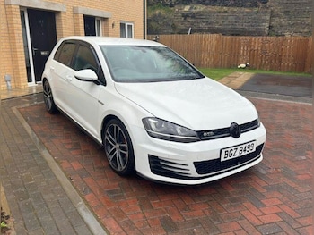 Used Volkswagen Golf 2016 for sale - 77939496: Photo