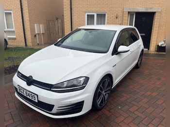 Used Volkswagen Golf 2016 for sale - 77939496: Photo