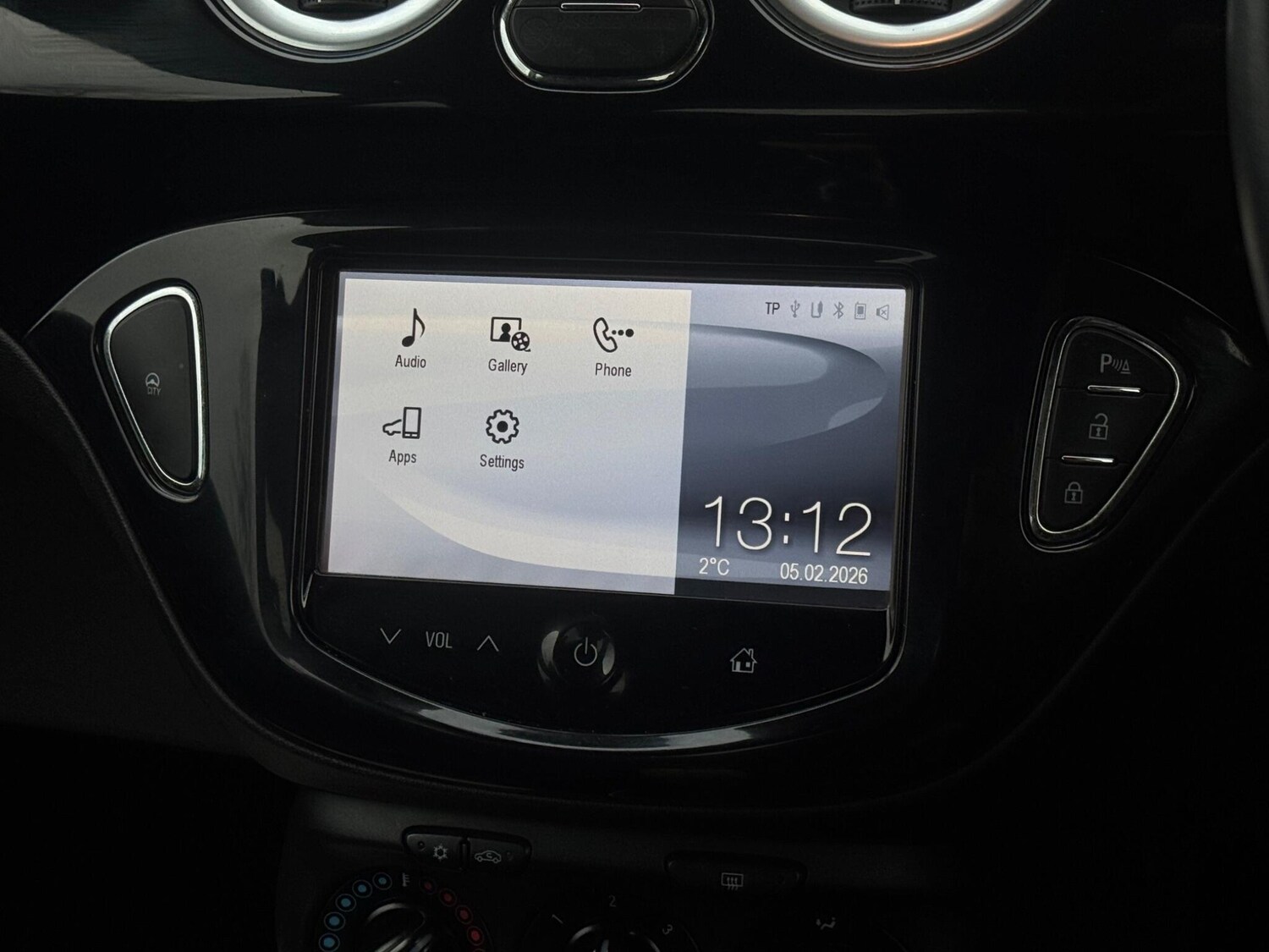 Used Vauxhall ADAM 2015 for sale - 77386430: Photo 45