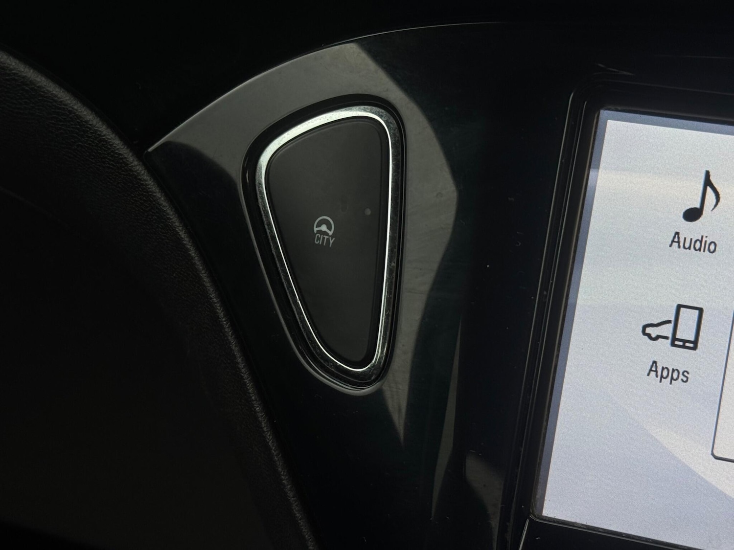 Used Vauxhall ADAM 2015 for sale - 77386430: Photo 46