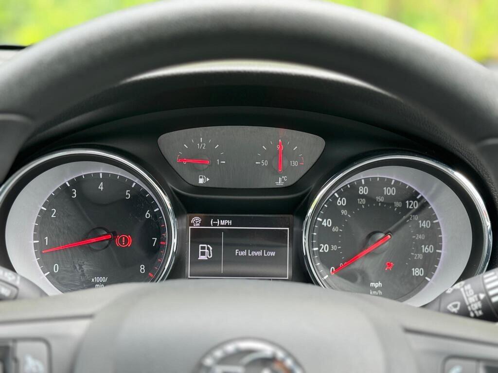 Used Vauxhall Astra 2018 for sale - 77132085: Photo 37