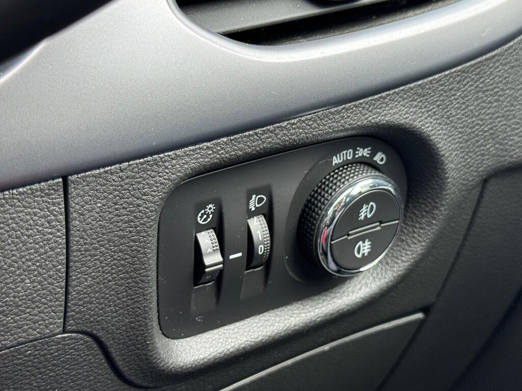 Used Vauxhall Astra 2018 for sale - 77132085: Photo 47