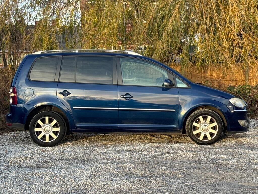 Used Volkswagen Touran 2009 for sale - 77130585: Photo 11