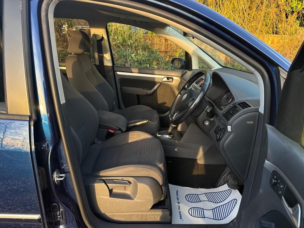 Used Volkswagen Touran 2009 for sale - 77130585: Photo 17