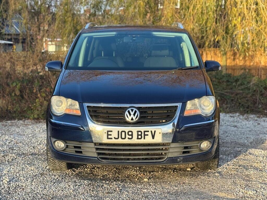 Used Volkswagen Touran 2009 for sale - 77130585: Photo 2