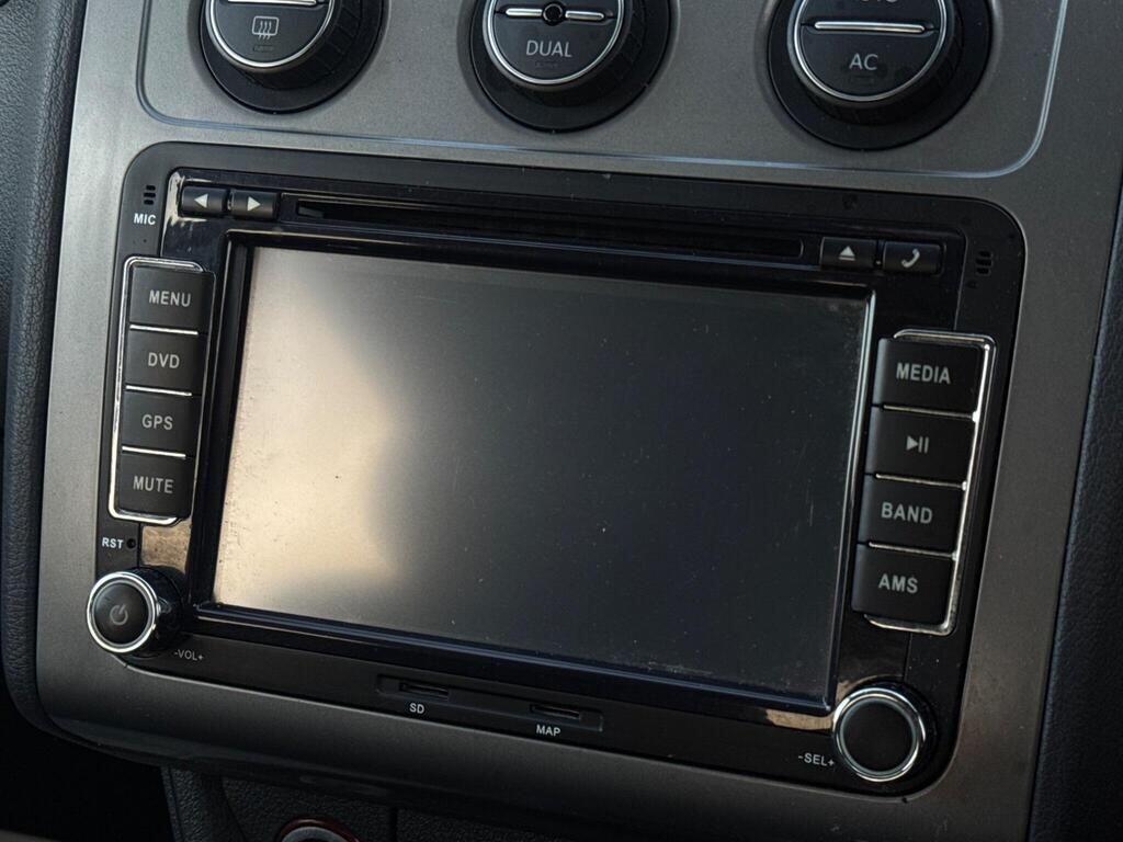 Used Volkswagen Touran 2009 for sale - 77130585: Photo 31