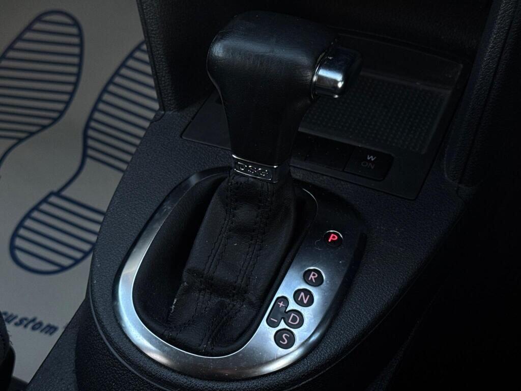 Used Volkswagen Touran 2009 for sale - 77130585: Photo 42