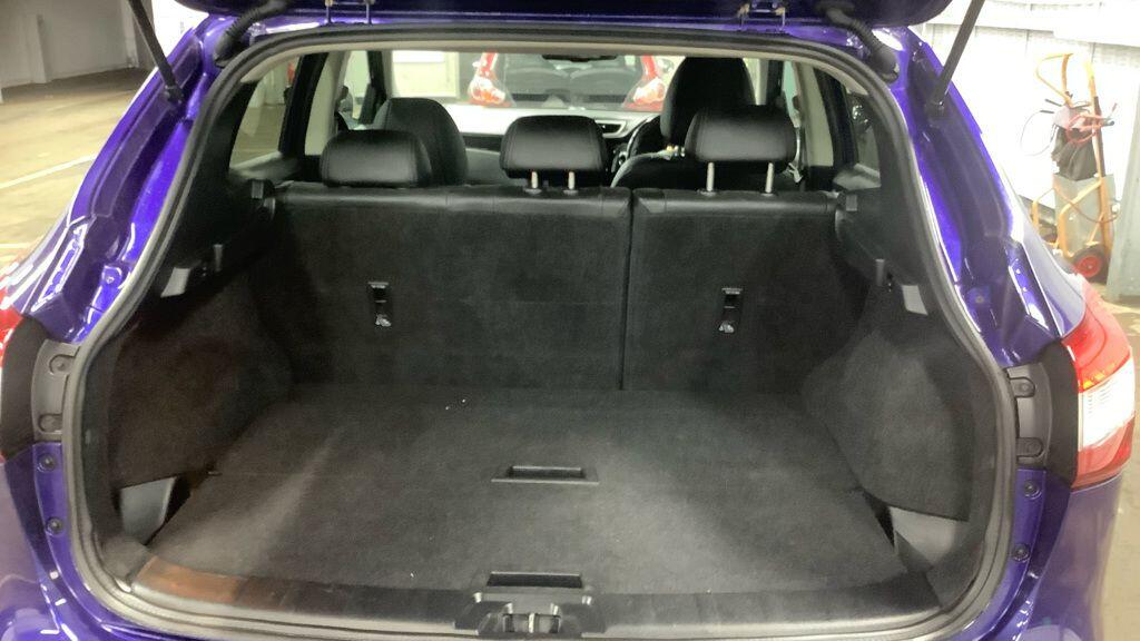 Used Nissan Qashqai 2015 for sale - 77411774: Photo 11