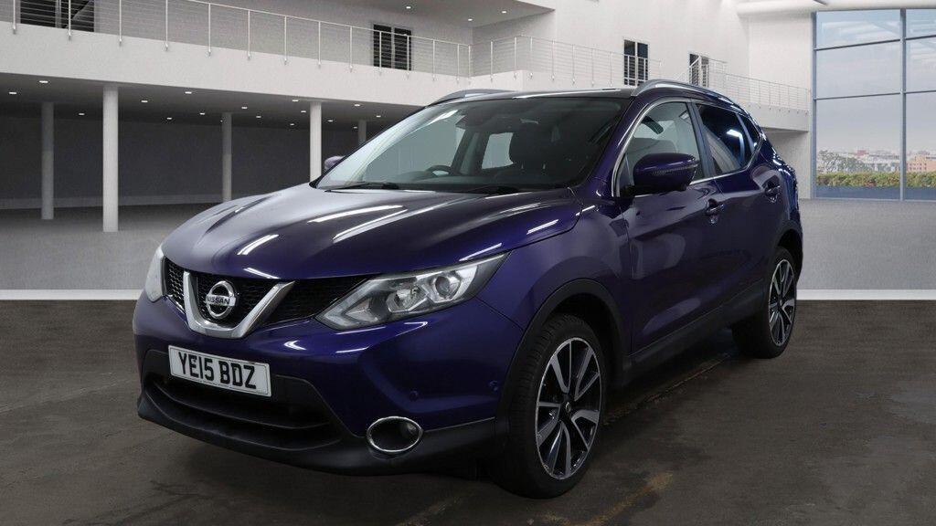Used Nissan Qashqai 2015 for sale - 77411774: Photo 2