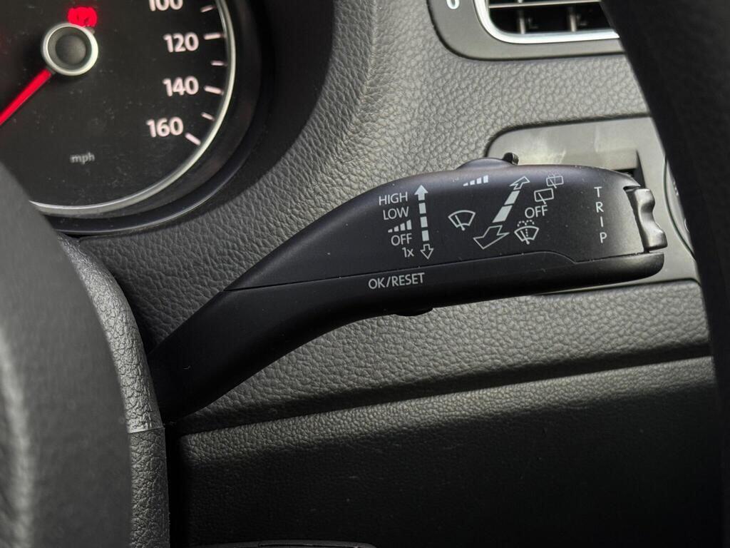 Used Volkswagen Polo 2013 for sale - 77144078: Photo 34