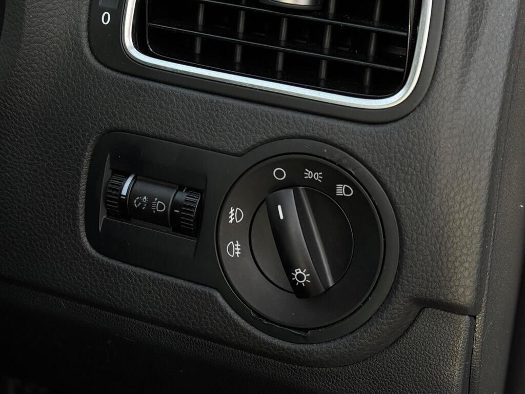 Used Volkswagen Polo 2013 for sale - 77144078: Photo 49