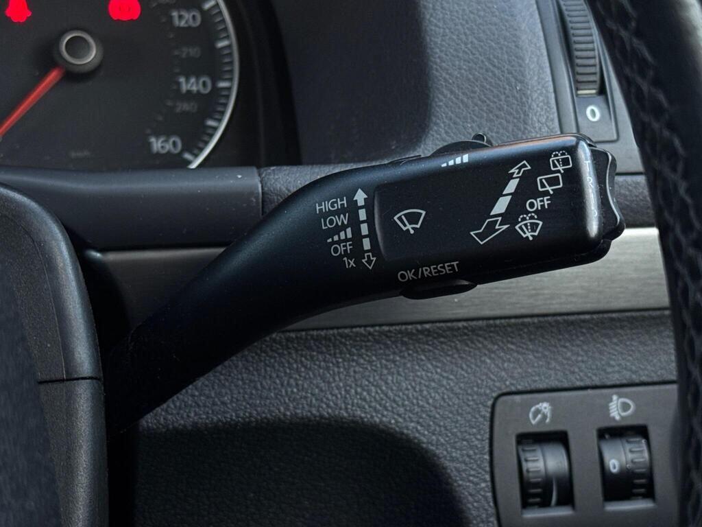 Used Volkswagen Touran 2009 for sale - 77559022: Photo 27