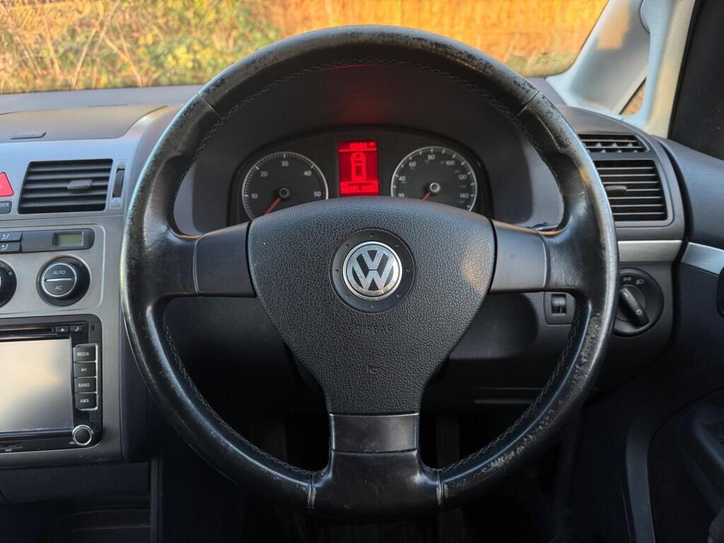 Used Volkswagen Touran 2009 for sale - 77559022: Photo 37