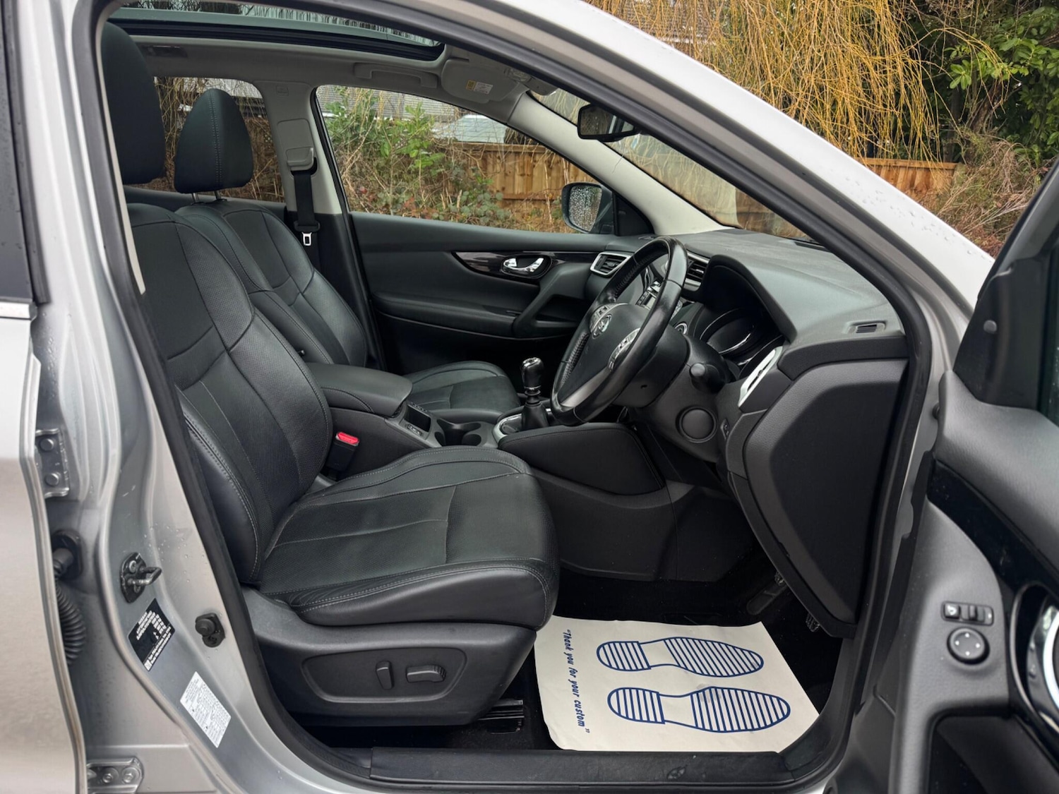 Used Nissan Qashqai 2017 for sale - 77400553: Photo 18