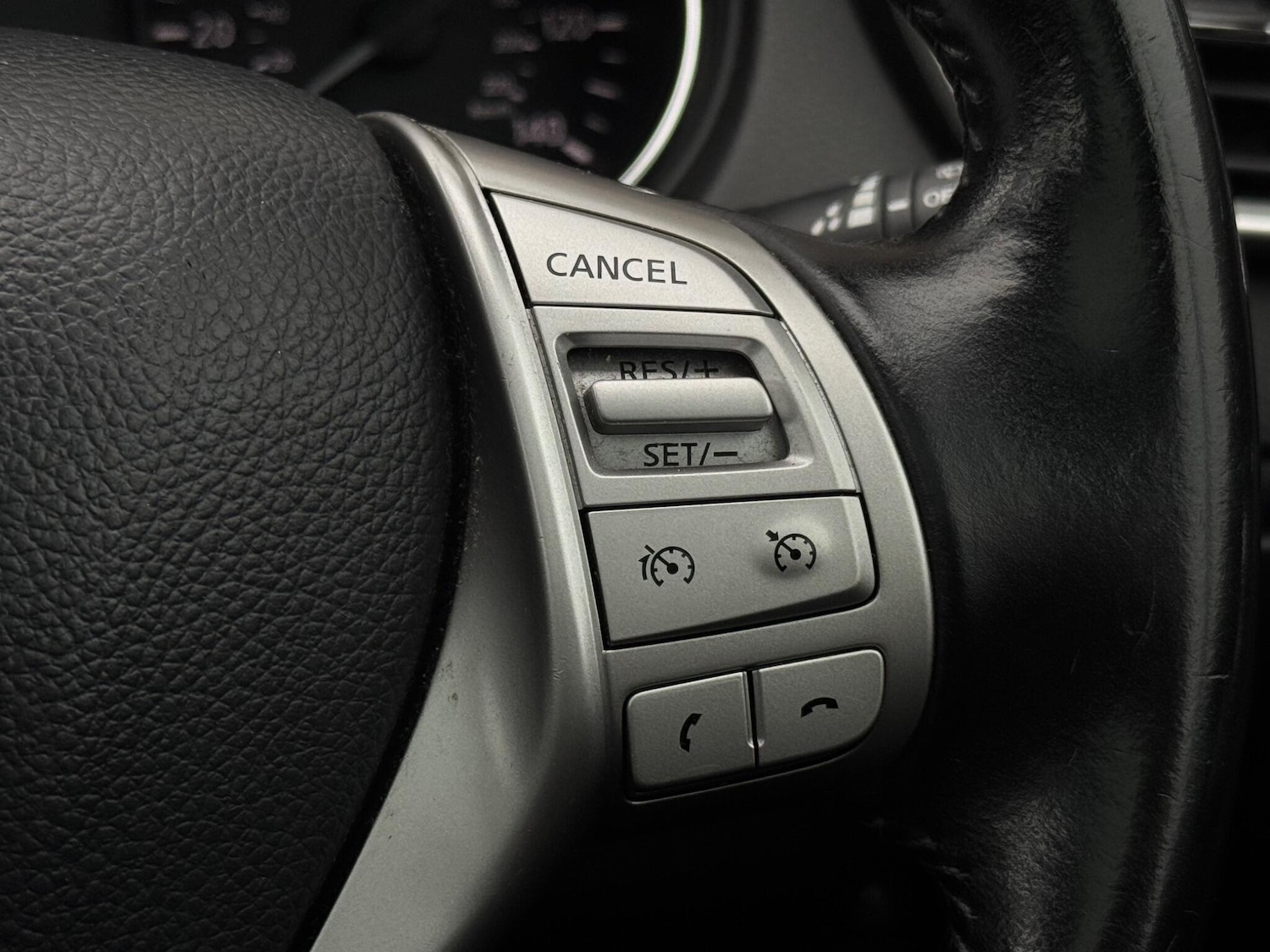 Used Nissan Qashqai 2017 for sale - 77400553: Photo 34