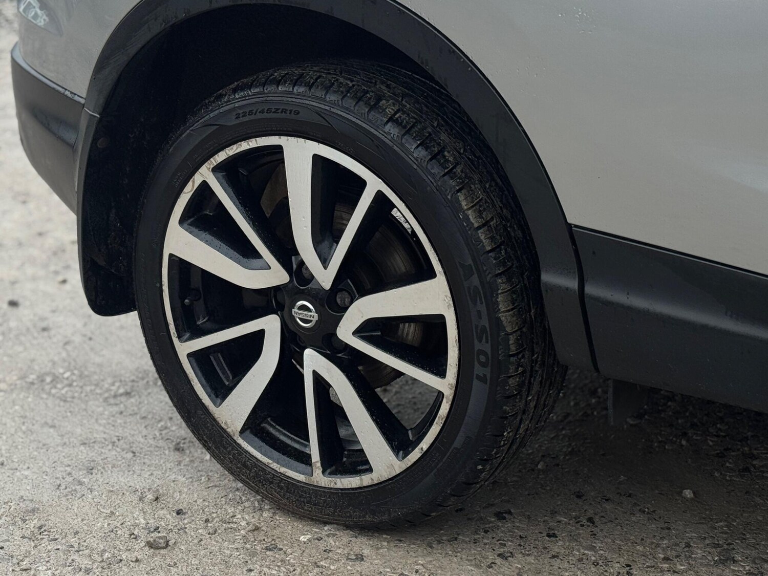 Used Nissan Qashqai 2017 for sale - 77400553: Photo 85