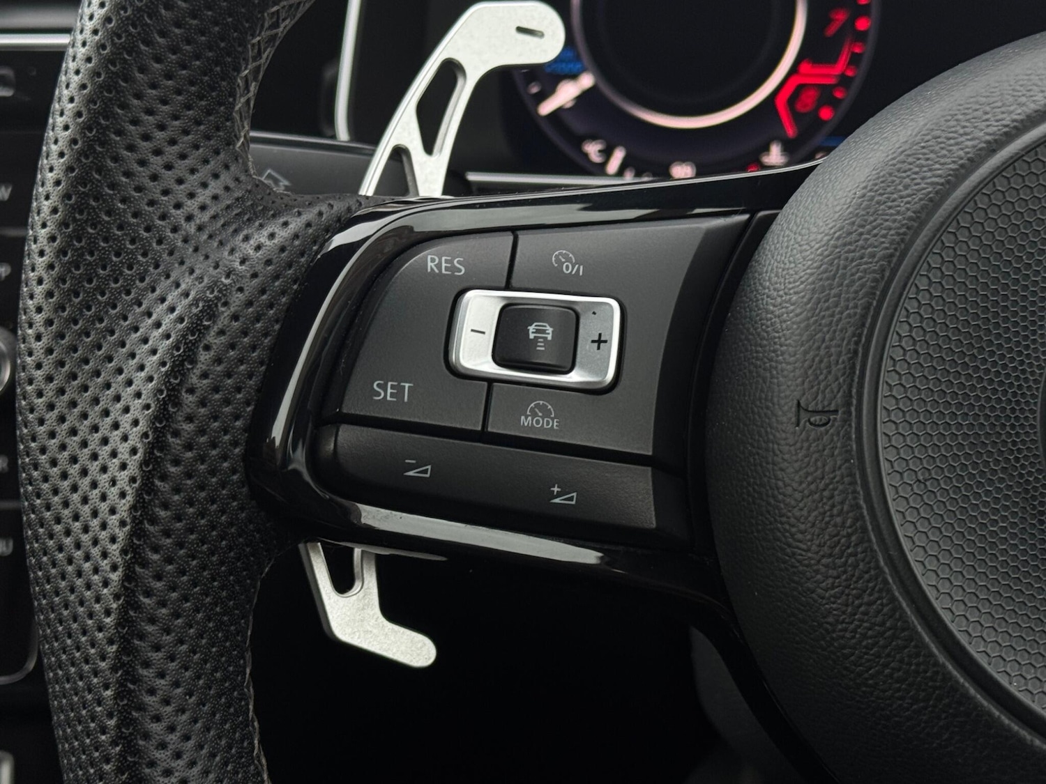 Used Volkswagen Golf 2017 for sale - 77538149: Photo 33