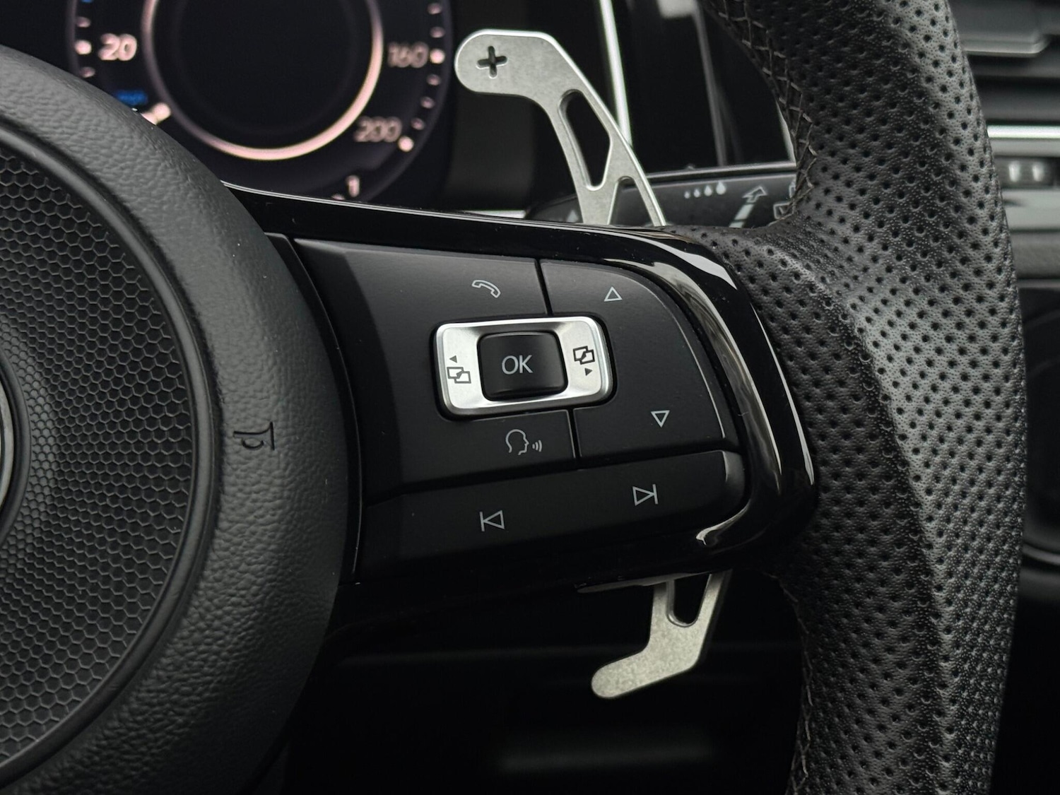 Used Volkswagen Golf 2017 for sale - 77538149: Photo 34