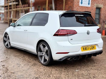 Used Volkswagen Golf 2017 for sale - 77538149: Photo
