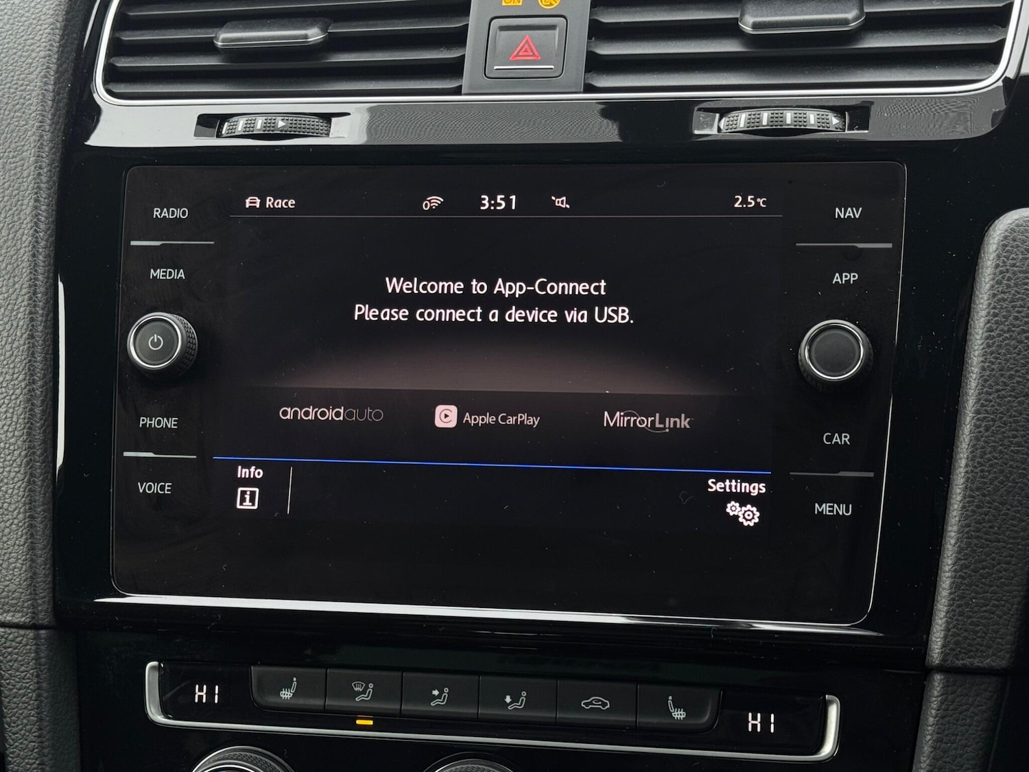 Used Volkswagen Golf 2017 for sale - 77538149: Photo 46