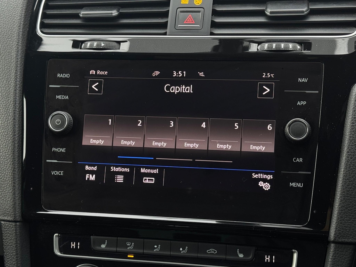 Used Volkswagen Golf 2017 for sale - 77538149: Photo 50