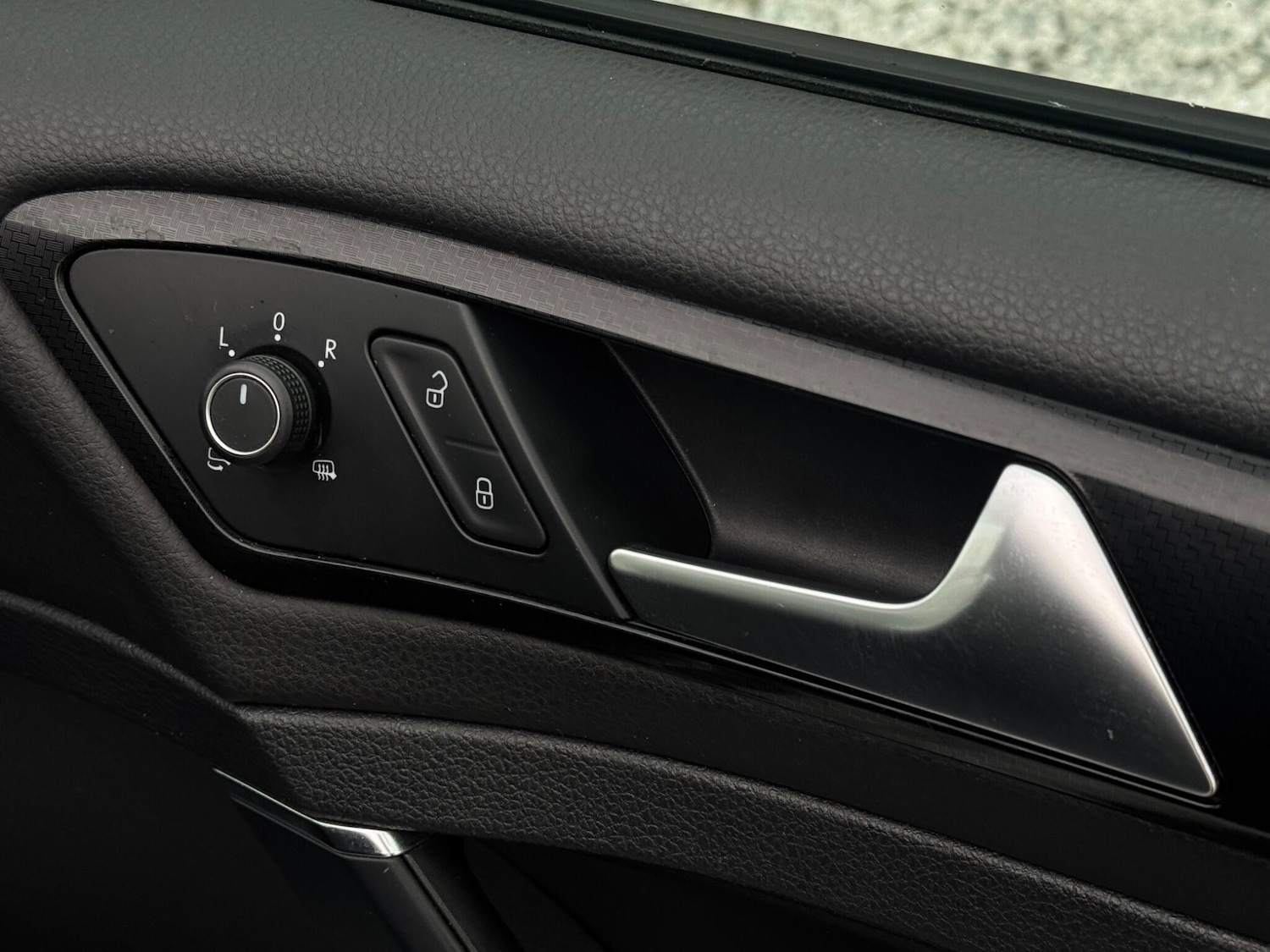 Used Volkswagen Golf 2017 for sale - 77538149: Photo 60