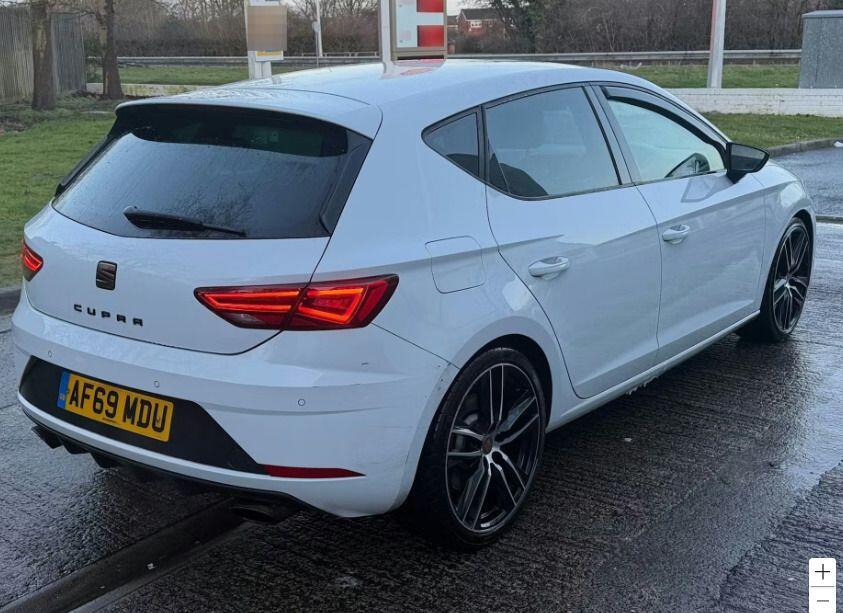 Used SEAT Leon 2019 for sale - 77853531: Photo 2