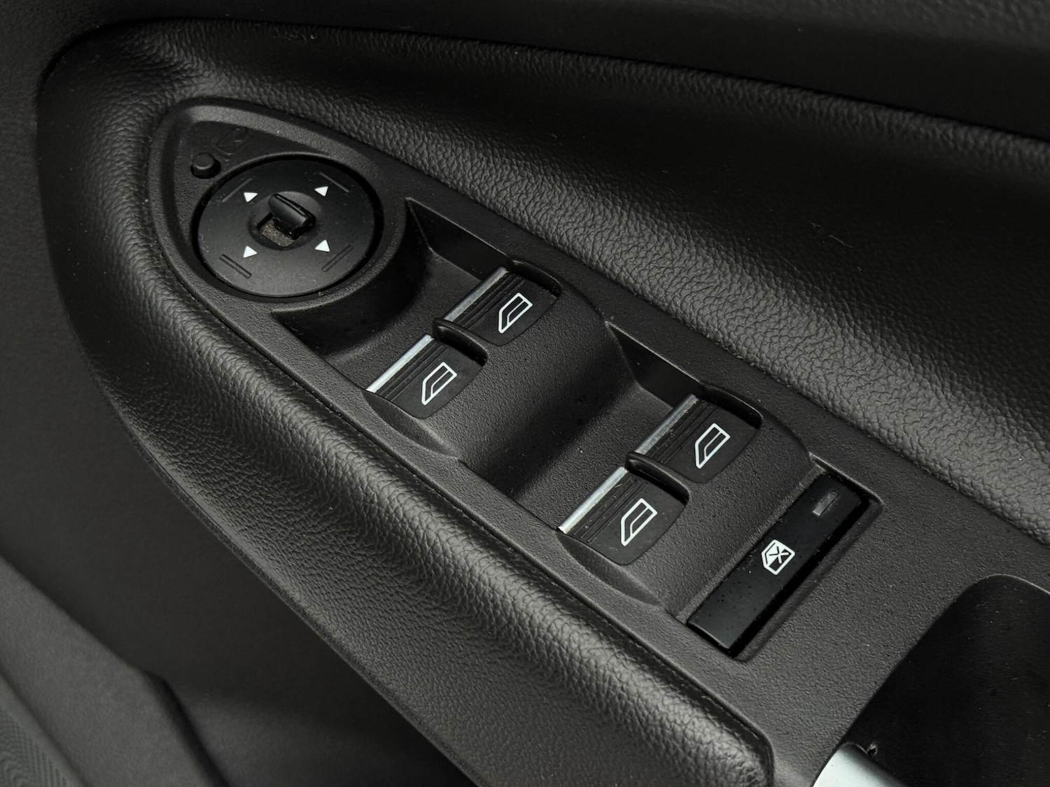 Used Ford Kuga 2018 for sale - 77611855: Photo 65