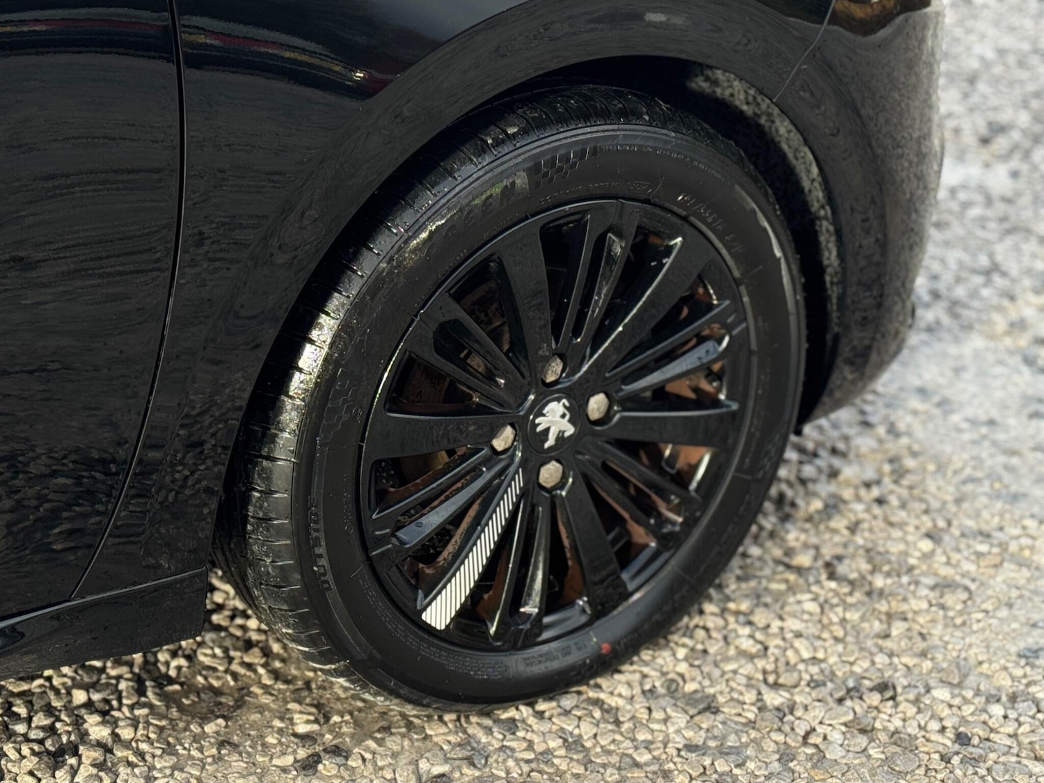 Used Peugeot 208 2018 for sale - 77130896: Photo 34