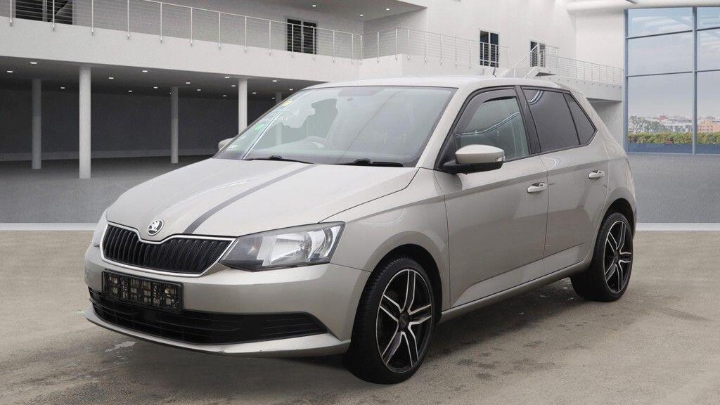 Used Skoda Fabia 2015 for sale - 77387229: Photo 2