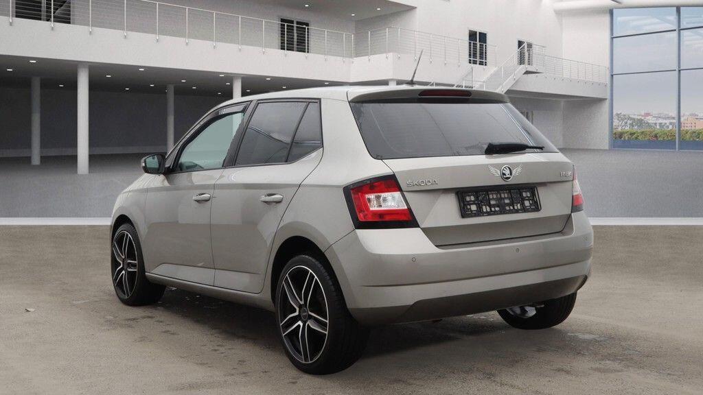 Used Skoda Fabia 2015 for sale - 77387229: Photo 3