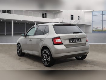 Used Skoda Fabia 2015 for sale - 77387229: Photo