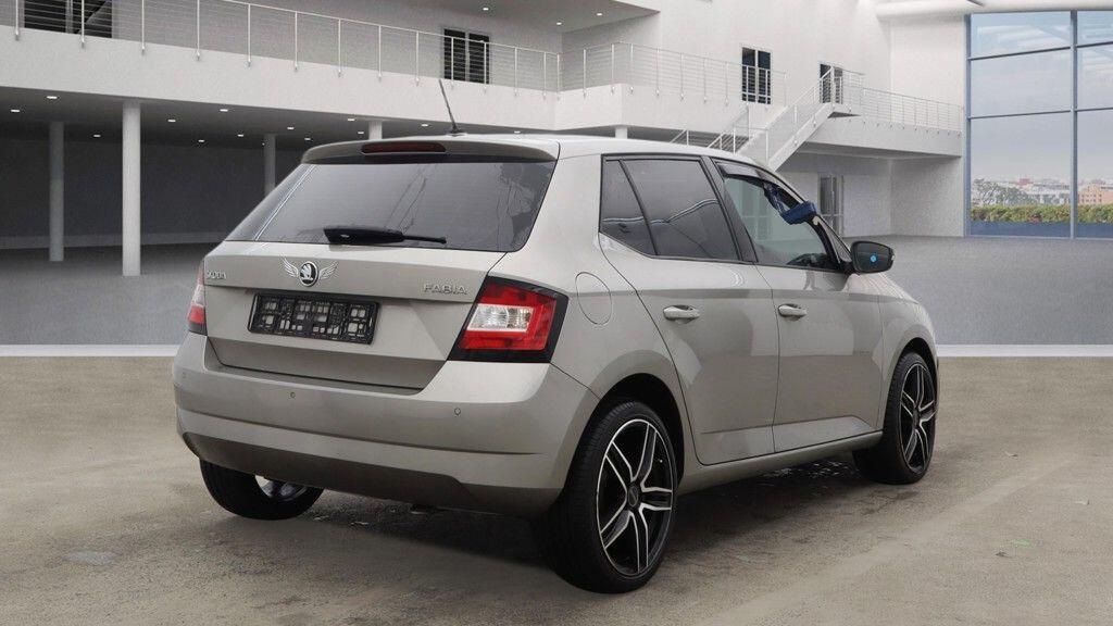 Used Skoda Fabia 2015 for sale - 77387229: Photo 4