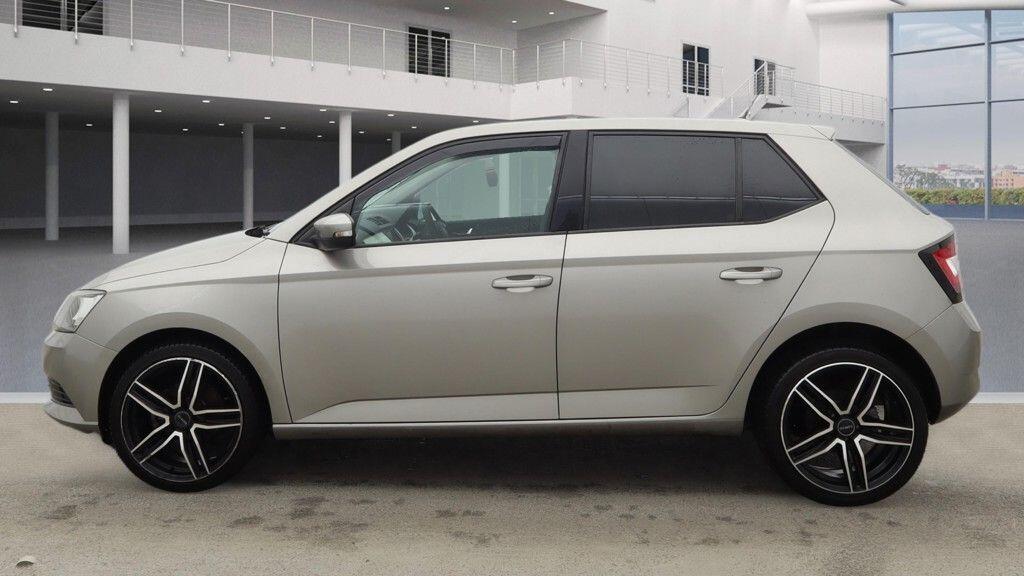 Used Skoda Fabia 2015 for sale - 77387229: Photo 5