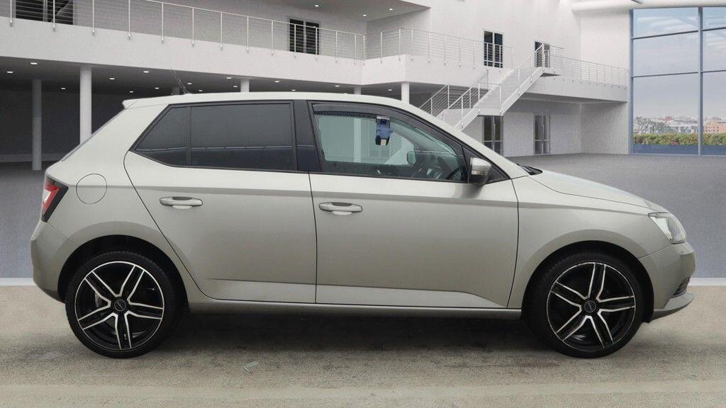 Used Skoda Fabia 2015 for sale - 77387229: Photo 6