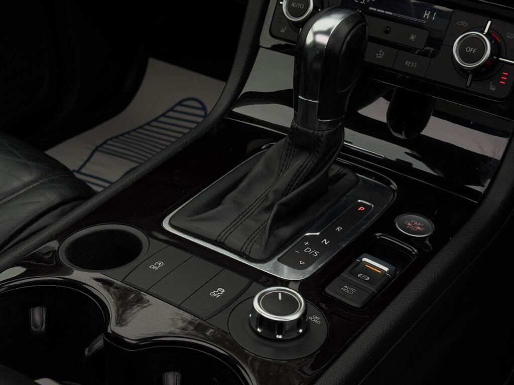 Used Volkswagen Touareg 2013 for sale - 77130831: Photo 19