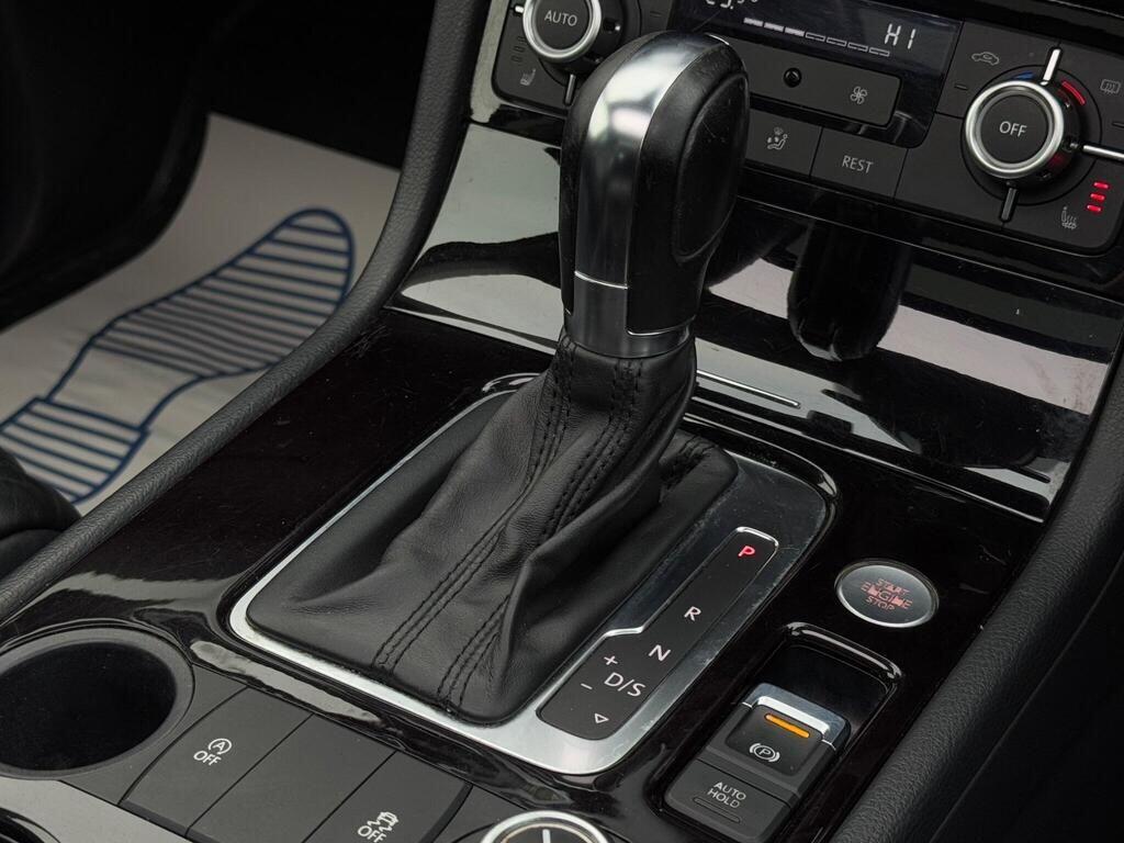 Used Volkswagen Touareg 2013 for sale - 77130831: Photo 20