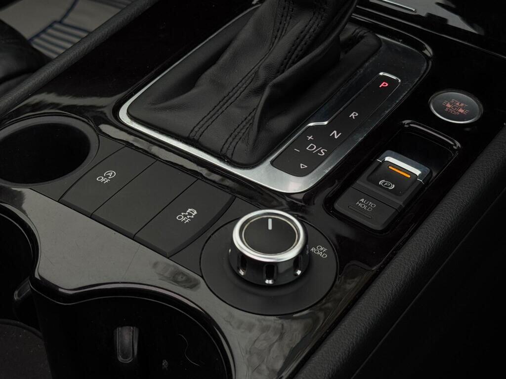 Used Volkswagen Touareg 2013 for sale - 77130831: Photo 84