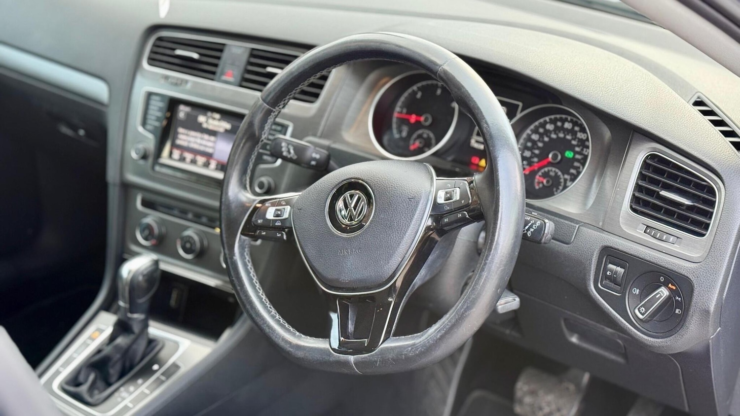 Used Volkswagen Golf 2013 for sale - 78018843: Photo 8