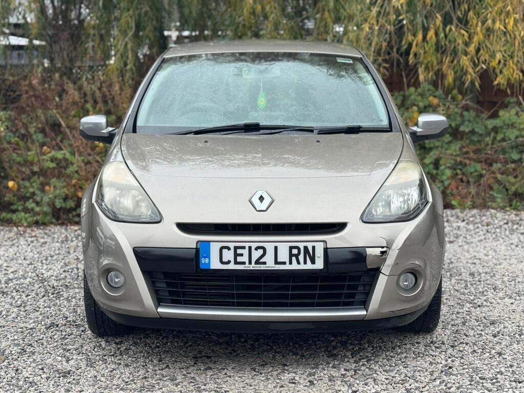 Used Renault Clio 2012 for sale - 77203646: Photo 2
